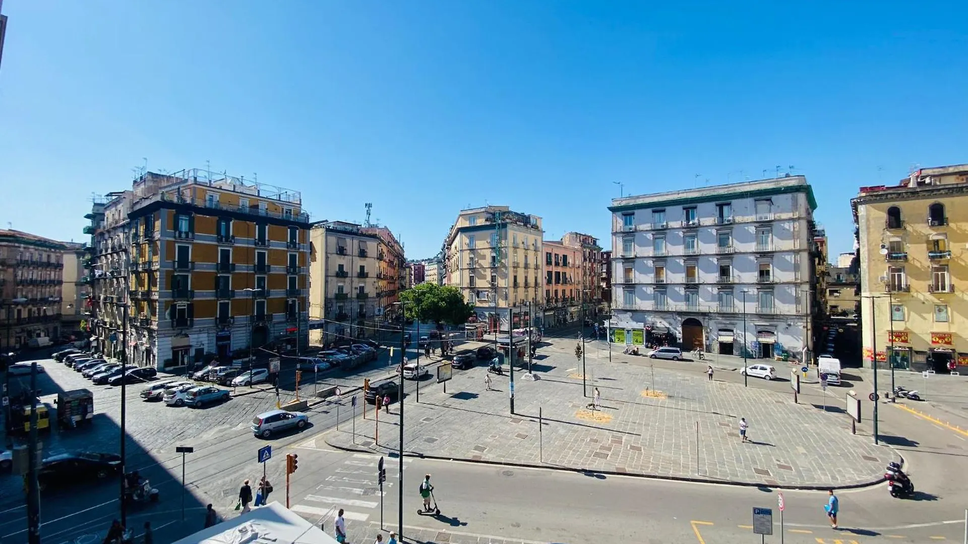 Apartment Holiday Home Napoli Station