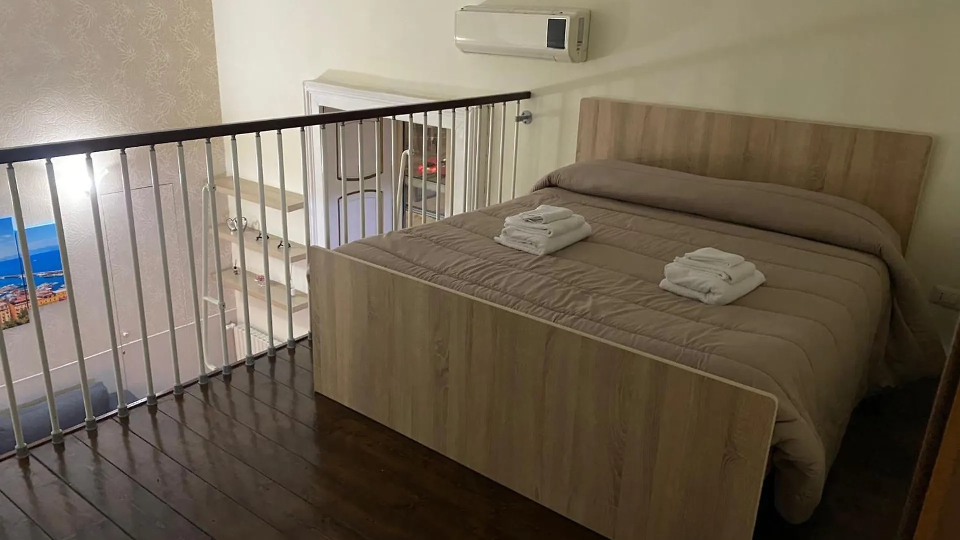 Holiday Home Napoli Station 0*, Naples